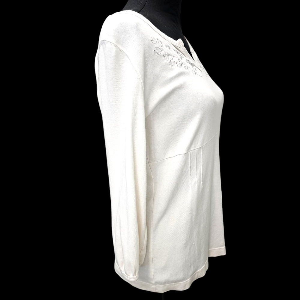 Columbia 3/4 Sleeve Embroidered Top Women's Size Medium - Picture 3 of 8